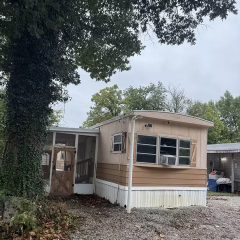 330 Hidden Valley Rd, Hollister, MO 65672