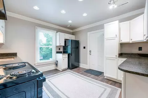 126 12 E Main St, West Jefferson, OH 43162