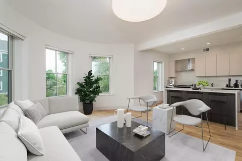 178 Saint Alphonsus St #2, Boston, MA 02120