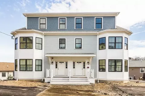 39 Juniper St # R, Boston, MA 02119