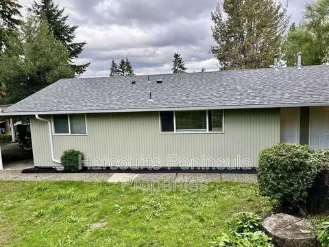 1901 NE 30th St, Bremerton, WA 98310