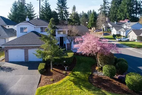 1703 S 372nd Pl, Lakeland South, WA 98003