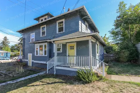 7506 E Burnside St, Portland, OR 97215