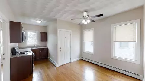 53 Pembroke Ave #53-1, Providence, RI 02908