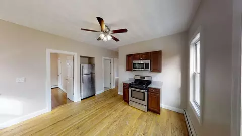 96 Pembroke Ave #96-2, Providence, RI 02908