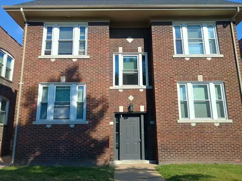 904 Eastgate Ave #2S, University City, MO 63130