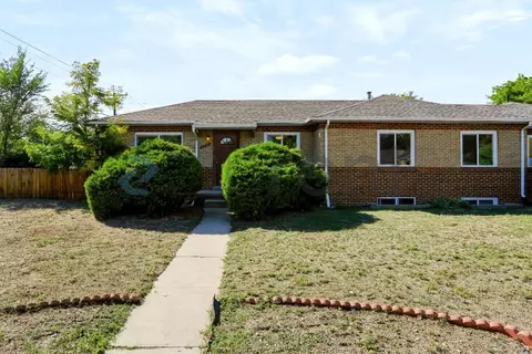 2301 Newport St, Denver, CO 80207