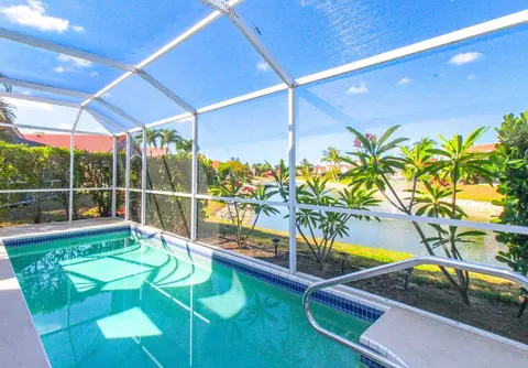 135 Lady Palm Dr, Naples, FL 34104