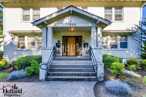1806 Elm St #4, Forest Grove, OR 97116