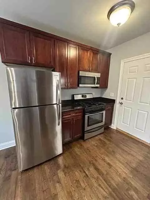 2906 N Kolmar Ave #2, Chicago, IL 60641