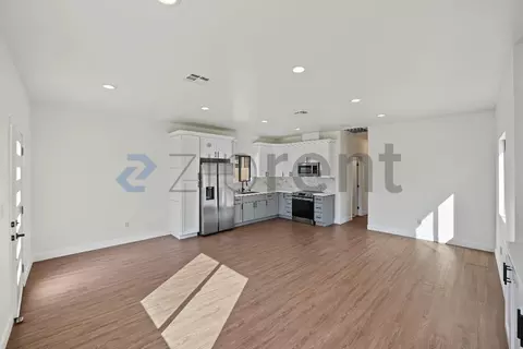 1664 Glen Ave #3, Pasadena, CA 91103