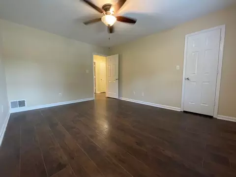 1002 Cedar Place Ct, Winston Salem, NC 27107
