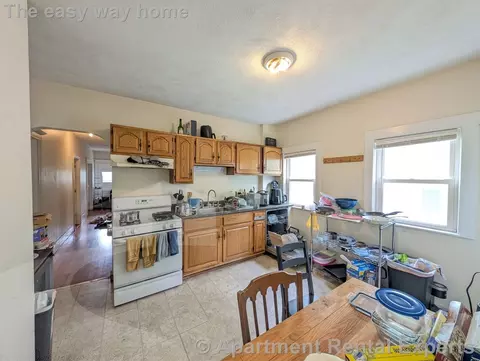 298 Boston Ave #2, Medford, MA 02155