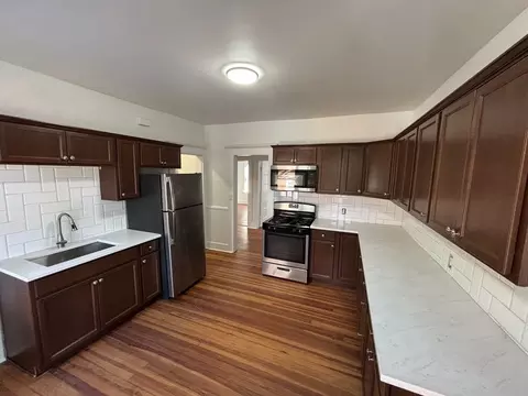 26 Victory St #11, Bridgeport, CT 06606