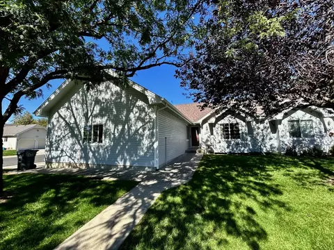1409 W 6th St #NA, Loveland, CO 80537
