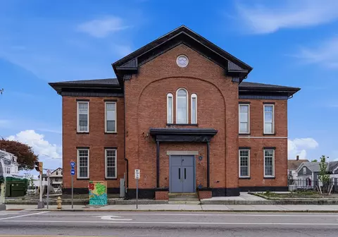 387 Broad St, Central Falls, RI 02863