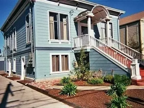 611 Santa Clara Ave #C, Alameda, CA 94501