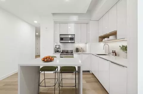20 Broad St #1501, New York, NY 10005