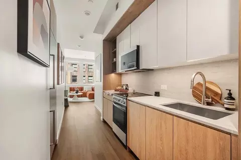 180 Pearl St #1252, New York, NY 10005