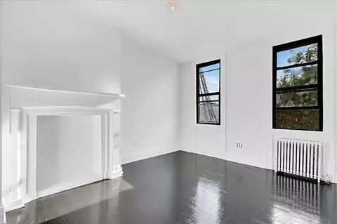 16 Judge St #4W, Brooklyn, NY 11211