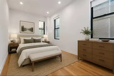 75 Thompson St #2, New York, NY 10012