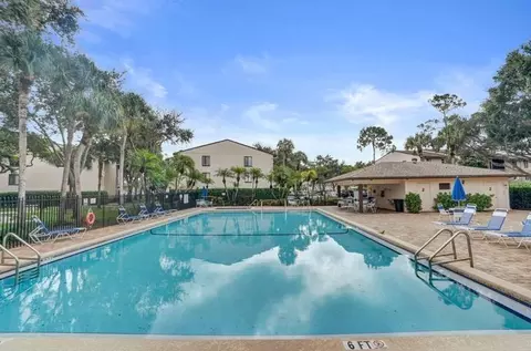 203 Foxtail Dr #H3, Greenacres, FL 33415