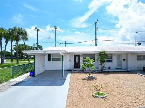 1300 Alho Dr, Lantana, FL 33462