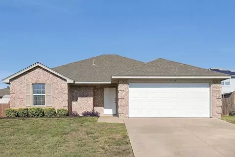 2504 Buffalo Run, Burleson, TX 76028