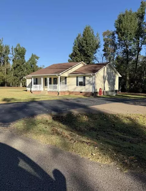 180 Ashwood Rd, Savannah, TN 38372