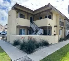 328 16th St #C, Huntington Beach, CA 92648