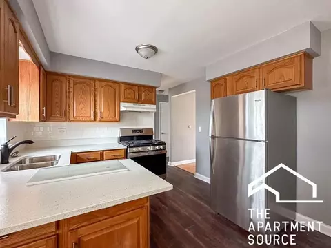 3835 N Narragansett Ave #3E, Chicago, IL 60634