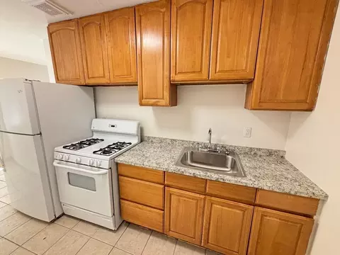 2223 Bonar St #B, Berkeley, CA 94702 photo 6
