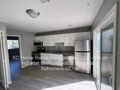 4719 Switzer Rd, Merriam, KS 66203