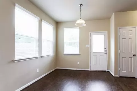 23634 Maple View Dr, Spring, TX 77373 photo 4