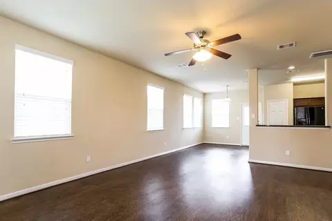 23634 Maple View Dr, Spring, TX 77373 photo 2