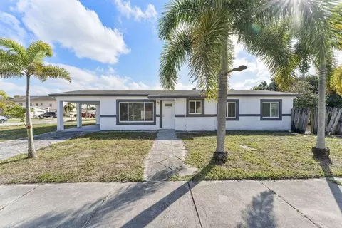 240 NW 5th St, Deerfield Beach, FL 33441