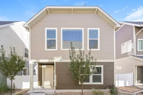 18569 E 47th Ave, Denver, CO 80249 photo 1