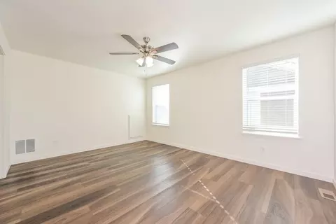 18569 E 47th Ave, Denver, CO 80249 photo 9