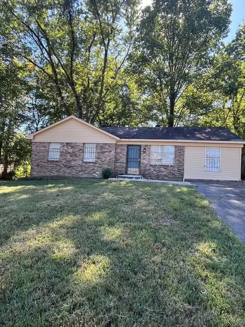3395 Shady Valley Cv, Memphis, TN 38128