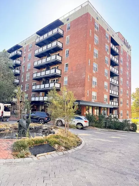16-70 Bell Blvd #322, New York, NY 11360