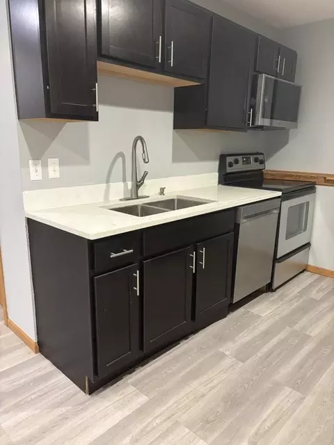 6616 88th Ave N, Minneapolis, MN 55445