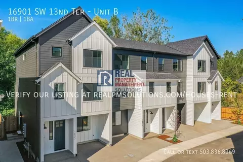 16901 SW 132nd Ter #B, King City, OR 97224