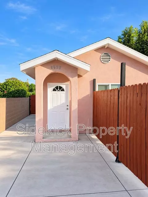 8620 Greenleaf Ave, Whittier, CA 90602