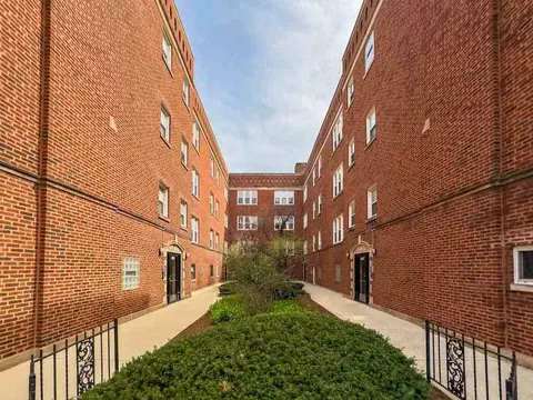 4809 N Wolcott Ave #2B, Chicago, IL 60640