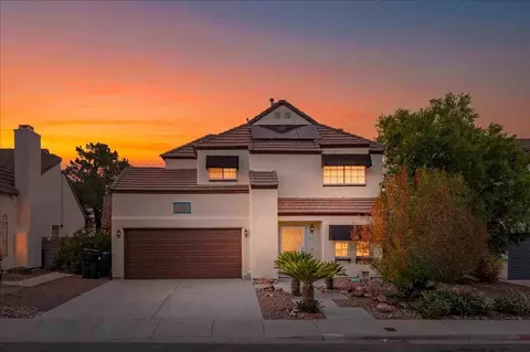 7220 Richmond Heights Dr, Las Vegas, NV 89128