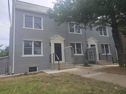 717 Irving St NE #1, Washington, DC 20017