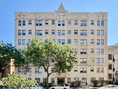 917 W Eastwood Ave #411, Chicago, IL 60640