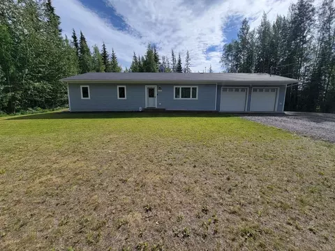 3208 Nate Cir, North Pole, AK 99705