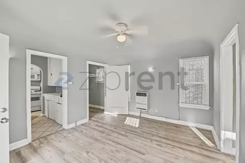 1101 14 W 39th St, Los Angeles, CA 90037