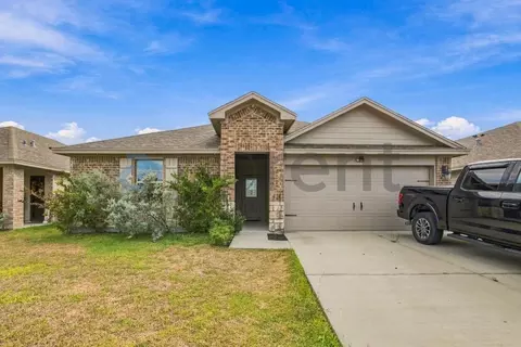 7905 Bullrider Dr, Corpus Christi, TX 78414
